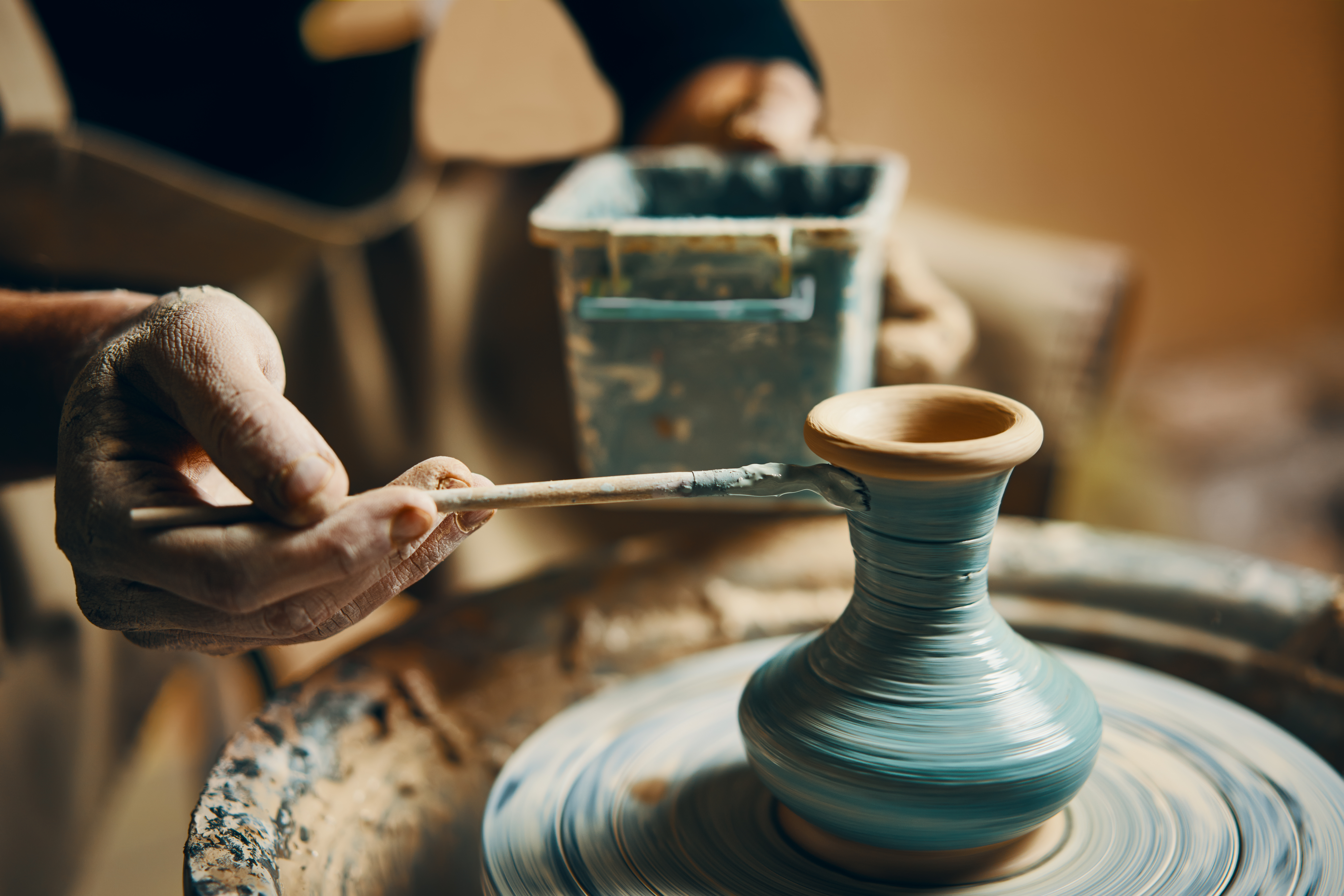 hand painting vase